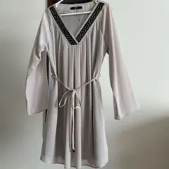 VICKY ビーズ装飾付きVネックワンピース（チュニック）