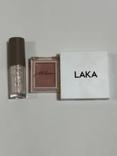 アイシャドウ、チーク、グリッターの3点セット