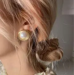 【新品未使用】ピアス　パール　ゴールド　大き目　高級感　韓国