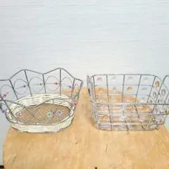 ワイヤーバスケット 2個セット ビーズ装飾 小物入れのサムネイル