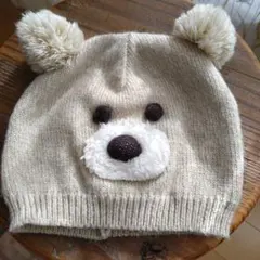 美品　ベージュ クマの顔 ニット帽 ポンポン付き