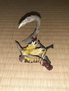 モンハン金獅子 ラージャンフィギュア