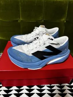 new balance フューエルセル レベルV4 26㎝のサムネイル