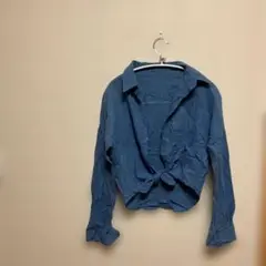 青色 長袖 シャツ 結び目付き