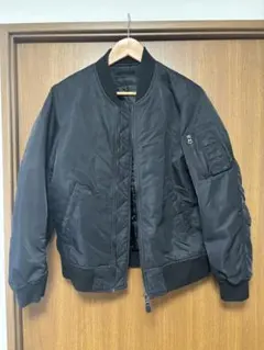UNIQLO ブラック MA-1 Ｌサイズ