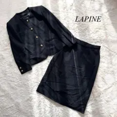 C6【ラピーヌ】スカートスーツセットアップ　黒　金ボタン　13 無地　上品