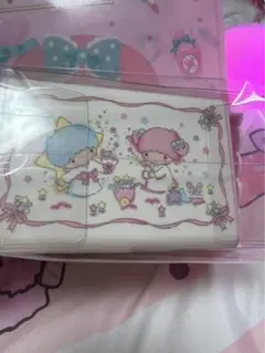 サンリオ★リトルツインスターズ キキララ　ミラー付き小物入れ