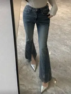 SHEIN Dazy 無地柄スリットヘム フレアレッグジーンズ ブルー