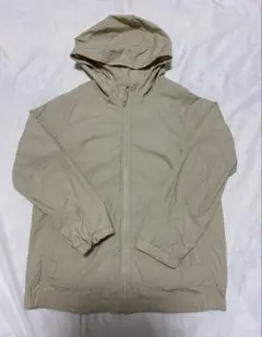 UNIQLO フード付きジャケット 140