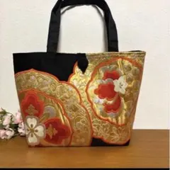 Item thumbnail for item 4b85a312-4781-4900-ac55-885c875df71d