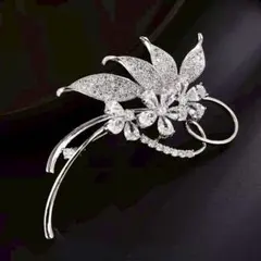 フラワーモチーフ ブローチ シルバー ラインストーン フォーマル 結婚式