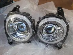 新車外し!スズキ JB64W ジムニー 純正 LEDヘッドライト 左右セットのサムネイル