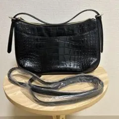新品同様ブラック 本革クロコダイル型押し ショルダーバッグ卒園　入園　卒業　入学