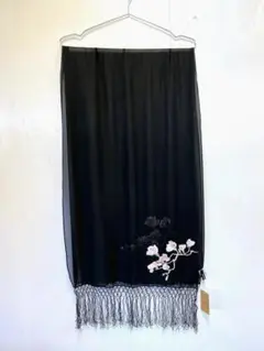 新品タグ付き ヴィヴィアンタム ショール レディース 黒 お花 刺繍 上品 大人 2026年最新】Vivienne Tam 柄・デザイン：花柄 レディース ストール