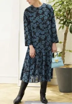 新品　tomorrowland フラワーデザインフレアワンピース