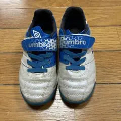 umbro サッカーシューズ 17cm ホワイト/ブルー