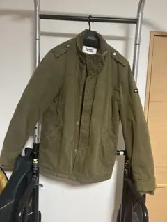 TOMMY JEANS ミリタリージャケット オリーブ