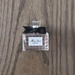 ディオール　ミスディオールエッセンス　パルファン　5ml