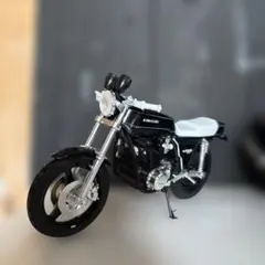1/12カワサキZ1-Rプラモデルアオシマ旧車のサムネイル