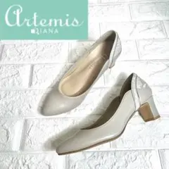 【ほぼ未使用】Artemis by DIANA レザーパンプス パイソン柄のサムネイル