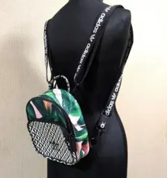 【極美品】アディダス adidas コラボ バッグ X-girl