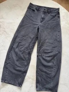 GU バレルレッグジーンズ　L 丈標準　71.0～75.0cm