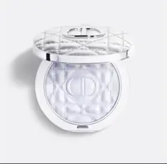 Dior グロールミナイザー ブルーストロボ 05 ハイライト