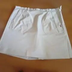 大きなサイズ☆美品☆ミエコウエサコ　スカート風ショートパンツのサムネイル