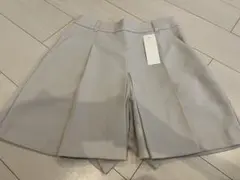 GU タックショートパンツ ベージュ Lサイズのサムネイル