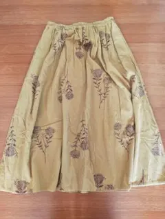 クラウドナイン　コーデュロイロングスカート　草花柄　マスタード