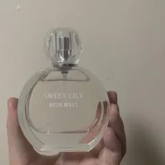 MASSE MOLLY SWEET LILY 香水のサムネイル