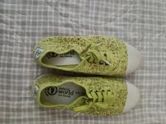 Natural World 花柄 スニーカー　リバティのサムネイル