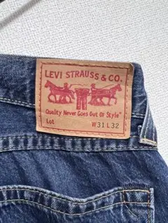 古着　LEVI'S PREMIUM デニム W31 L32