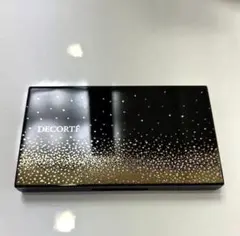 DECORTÉ クリスマスコフレ　アイシャドウパレット 8色
