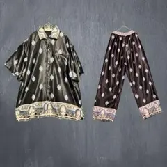 『セットアップ』ZUR-SOIR by Junko シャツ＆パンツ サテン調
