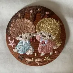 サンリオ キキララ　刺繍缶バッジ