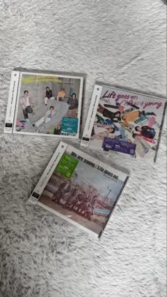 Life goes on / We are young CDセット