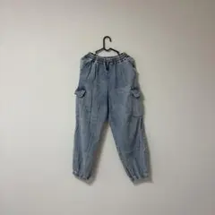 カーゴパンツ