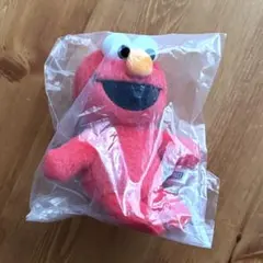 セサミストリートのぬいぐるみ エルモ