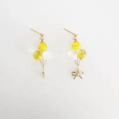 花びらを閉じ込めた小さな春の風船ピアス/イヤリング*＊イエロー＊*