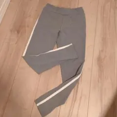 グレー サイドストライプレギンス