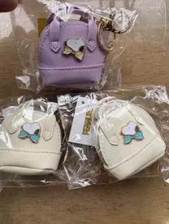 ミニポーチ　スヌーピー キーホルダー　新品未使用　セット