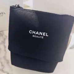 CHANEL ノベルティ　ポーチ　ブラック