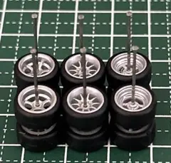 カスタムホイール　タイヤ　パーツ　1/64 深リム　シルバー　3種類　3台