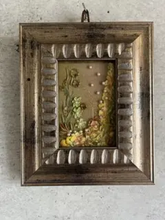 花とパールの装飾アートフレーム