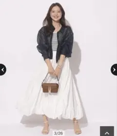 【美品】Apuweiser-riche ツマミタックバルーンスカート 白のサムネイル