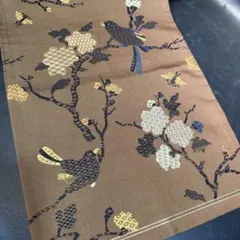 袋帯 茶色地 鳥と花文様　蛾のサムネイル