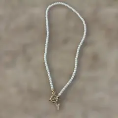 パールネックレス イニシャルY