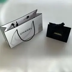 CHANEL ショップバック&ホリデーギフトボックス