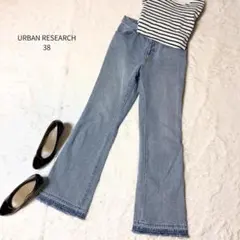 URBAN RESEARCH セミフレアデニム 38 ライトブルーのサムネイル
